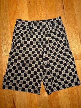 Burberry Checked Cotton Chino Shorts – Archive Beige/Black 🔥🔥🔥